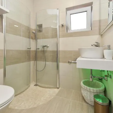 Bra I Premium With Outdoor Pool And Sauna - Two Bedroom With Balcony *