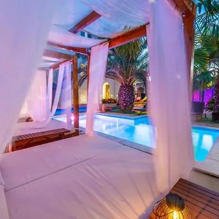 Bra I Premium With Outdoor Pool And Sauna - Two Bedroom With Balcony