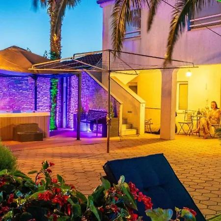 Bra I Premium With Outdoor Pool And Sauna - Two Bedroom With Balcony * Sukosan